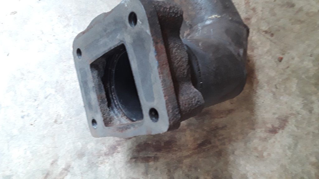 Exhaust flange.jpg