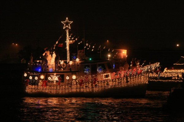 crhistmas boat parade 2007-_20071208_0730.jpg