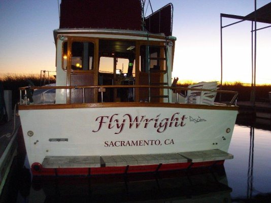 flywrighttransom.jpg