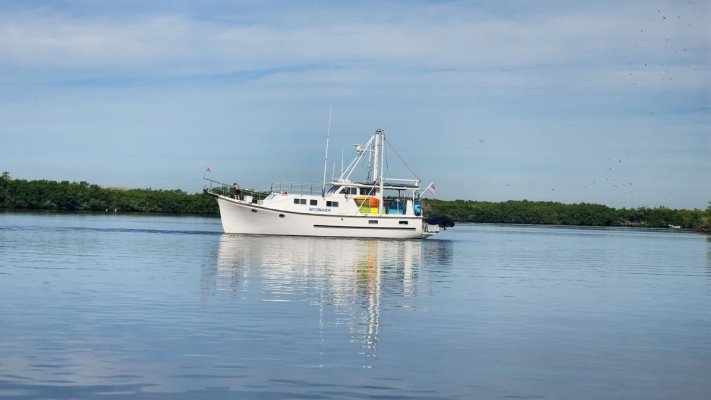 Muirgen aground - San Blas.jpg