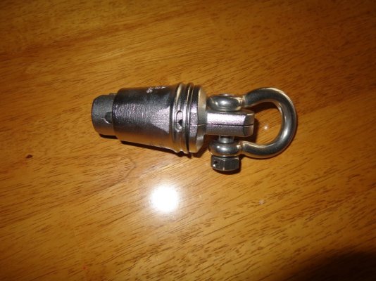 Mantus swivel.JPG