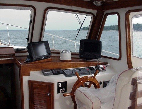 duffy 35' helm.jpg