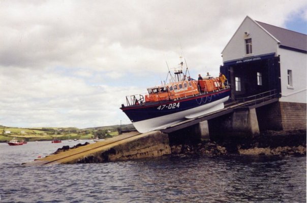 RNLI 47' 4.jpg