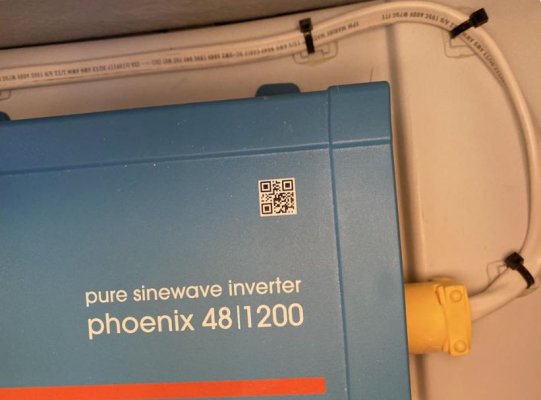 Victron Phoenix 48:1200 Inverter.jpg