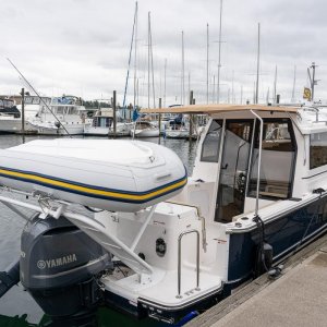 ranger tugs r 27 web gallery dinghy lift 8