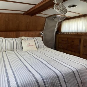 Aft berth