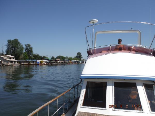 On the Multnomah River to Rocky Pointe Marina