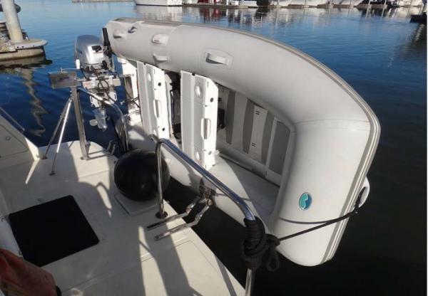 Seawise davits on the stern