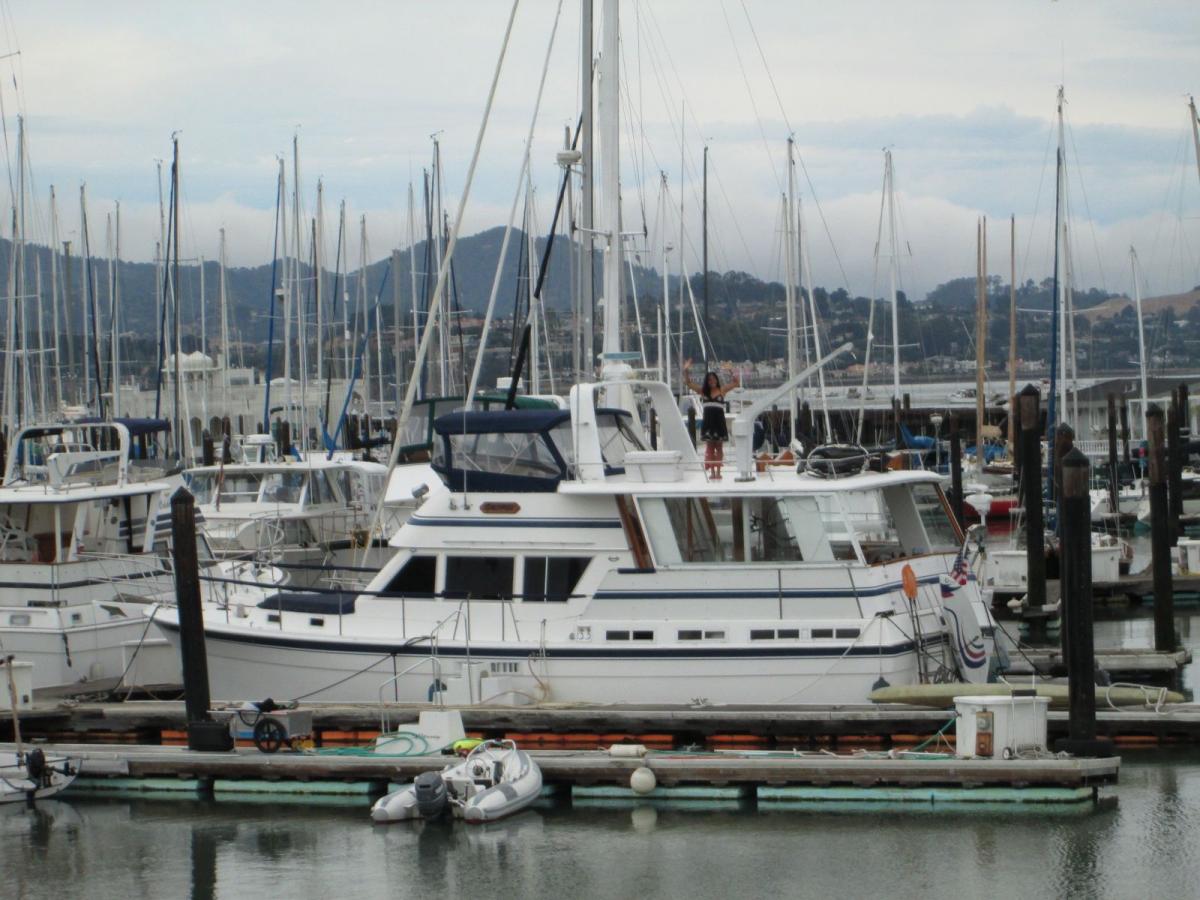 Side view on a foggy Sausalito day