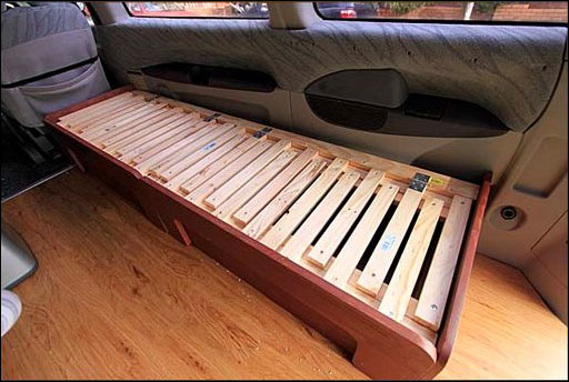 van storage bed2