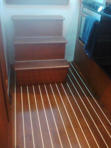 Yankee Floor Stairs